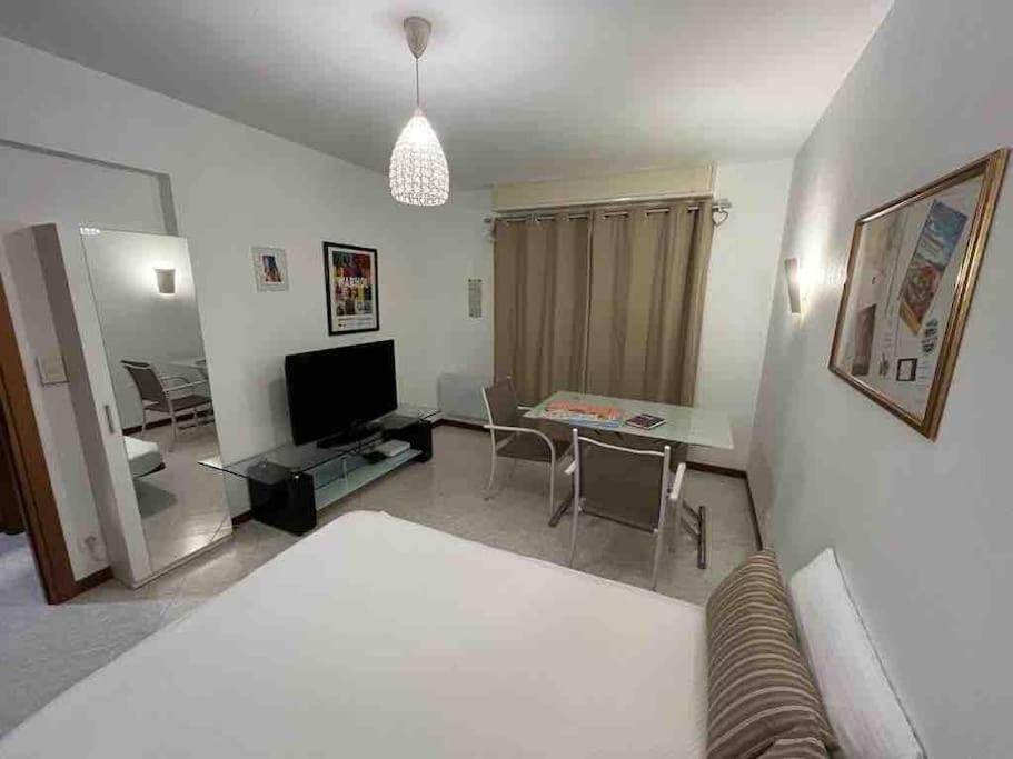 Studio 28 M2 Au Calme A Menton Eksteriør bilde